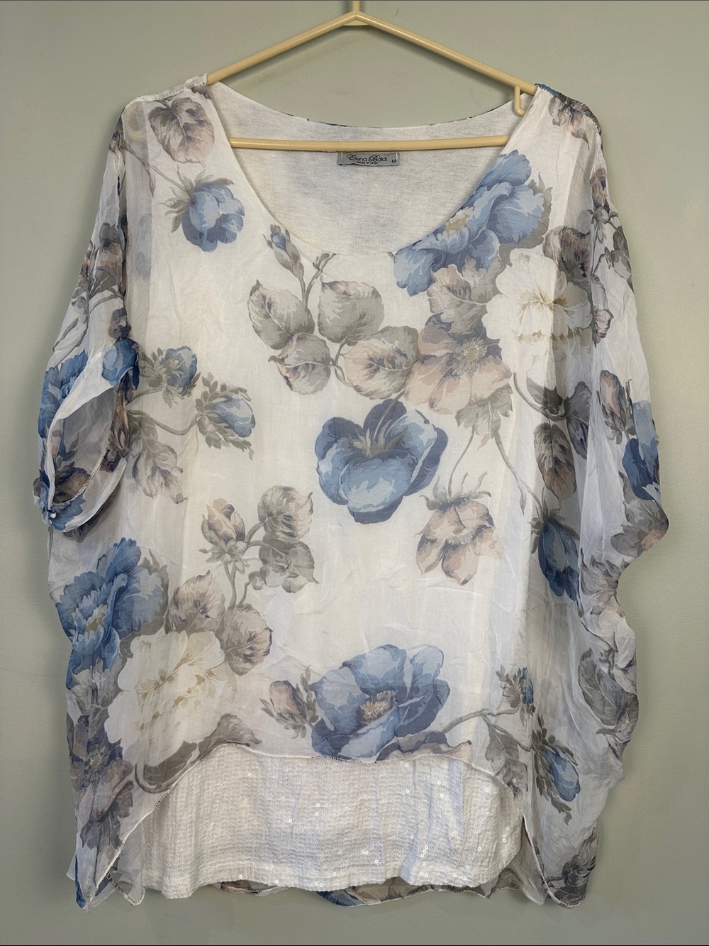 154. Italy, silk sequin top floral.